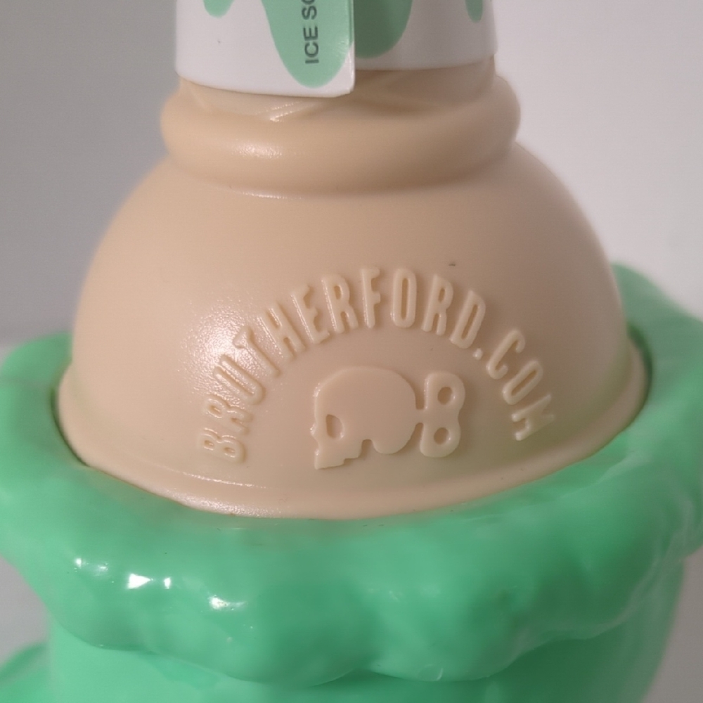 "Malevolent Mintstachio" Green Skull Plastic Ice Cream Cone Holder - Picture 6 of 7